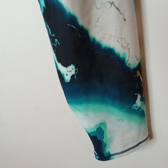 Old Navy Active Girls turquoise tie dye Large with gold Leggings.Classy, Sparkle - Picture 4 of 8